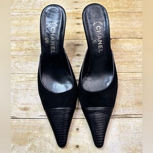 Chanel Suede and Lizard toe Slipper in Black